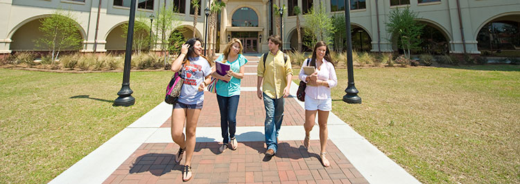 Students walking in front of Student Union