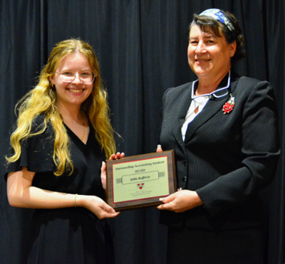 Outstanding Accounting Student